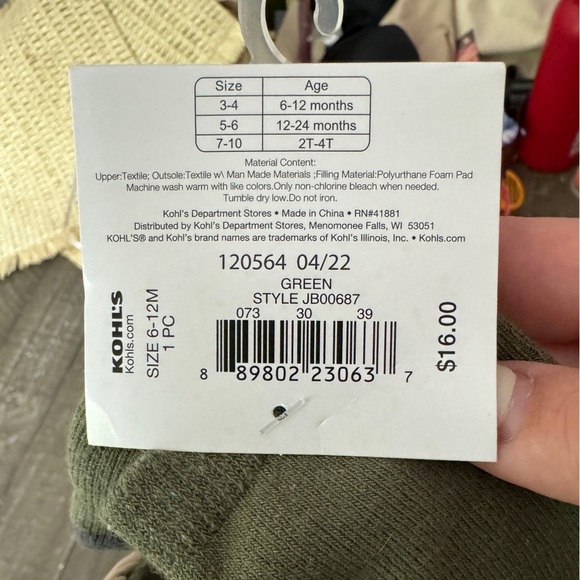 JUMPING BEANS NWT Set Of 3 Dino Slipper‎ Socks With Grips Size 6-12 months - Picture 3 of 3